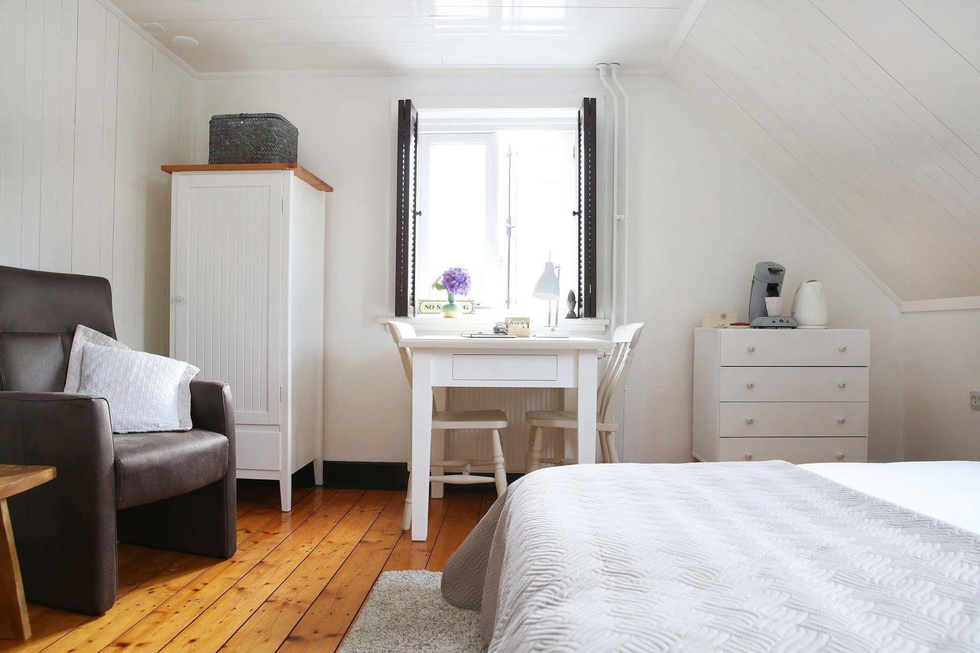 Bed And Breakfast Het Dijkhuis אירסל מראה חיצוני תמונה